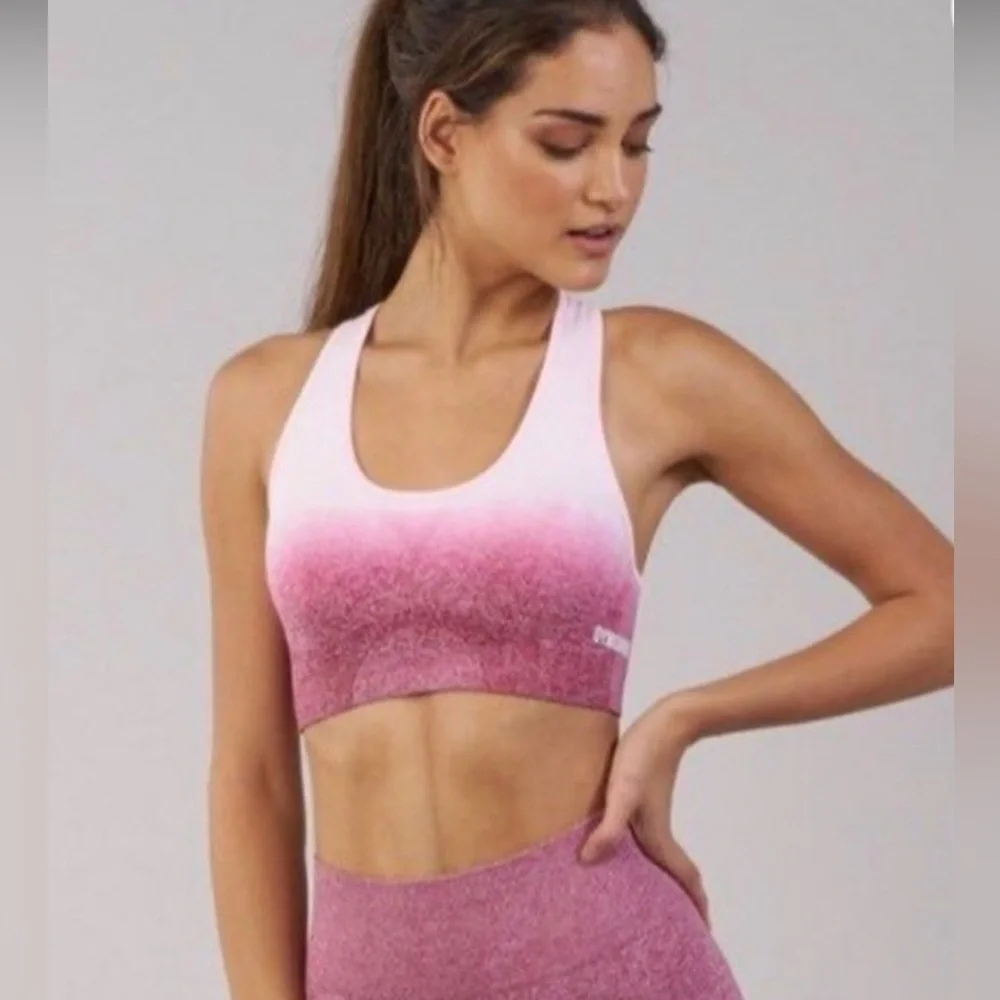 Gymshark Adapt Seamless Pink Ombré Sports Bra - Extra Small - Picture 3 of 3